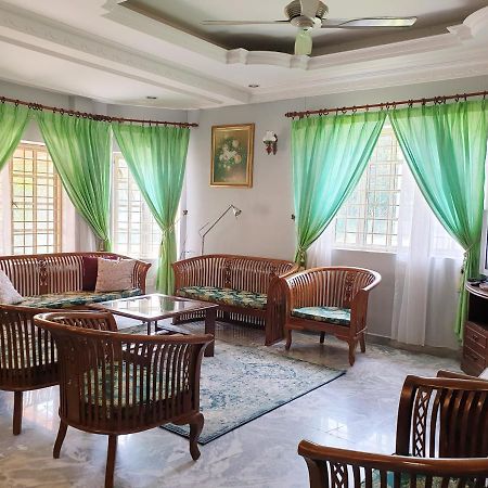 Lavender Impian Homestay Kajang Ngoại thất bức ảnh